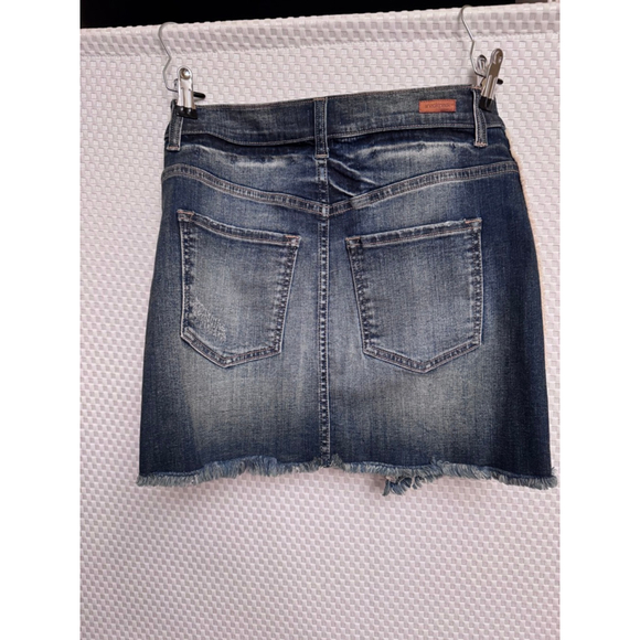 Sneak Peek Distressed Denim Mini Skirt Small - Picture 2 of 9